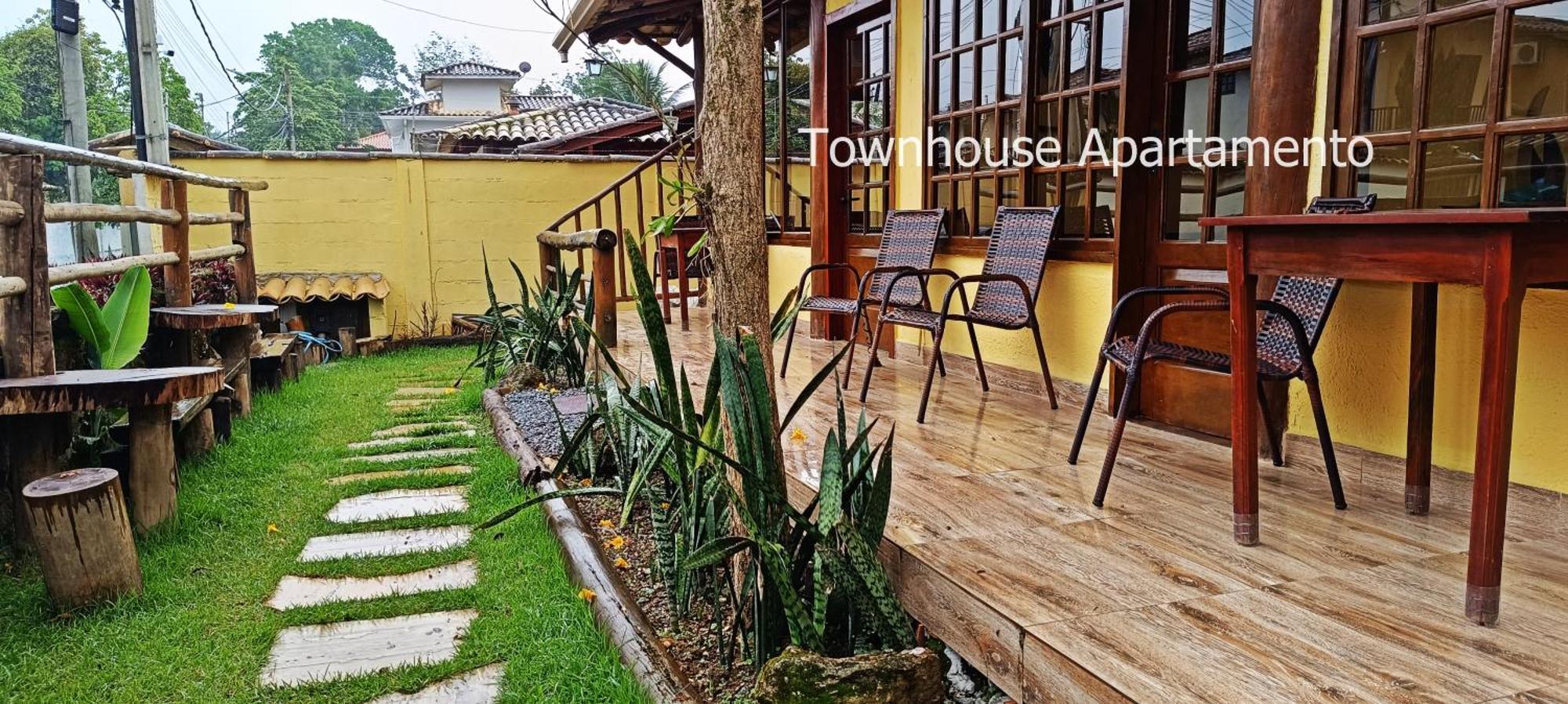 Townhouse Apartamento Aurora Parati Esterno foto